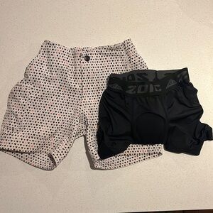 Zoic girls bike shorts